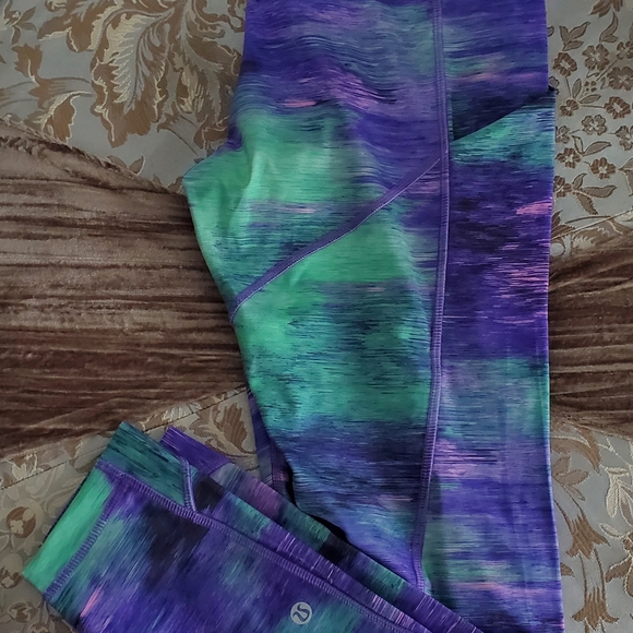 Lululemon high-rise leggings - Picture 5 of 6